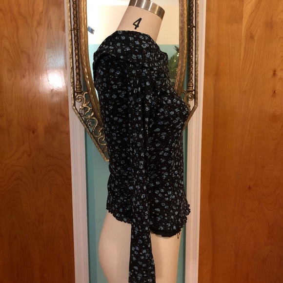 Vintage 90s black blue floral print mesh long sleeve top, size small/med - Picture 2 of 4